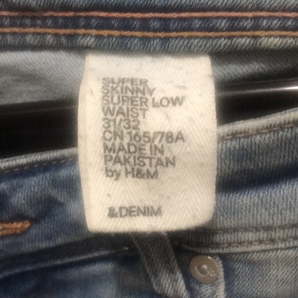 H&M jeans - Picture 3 of 3